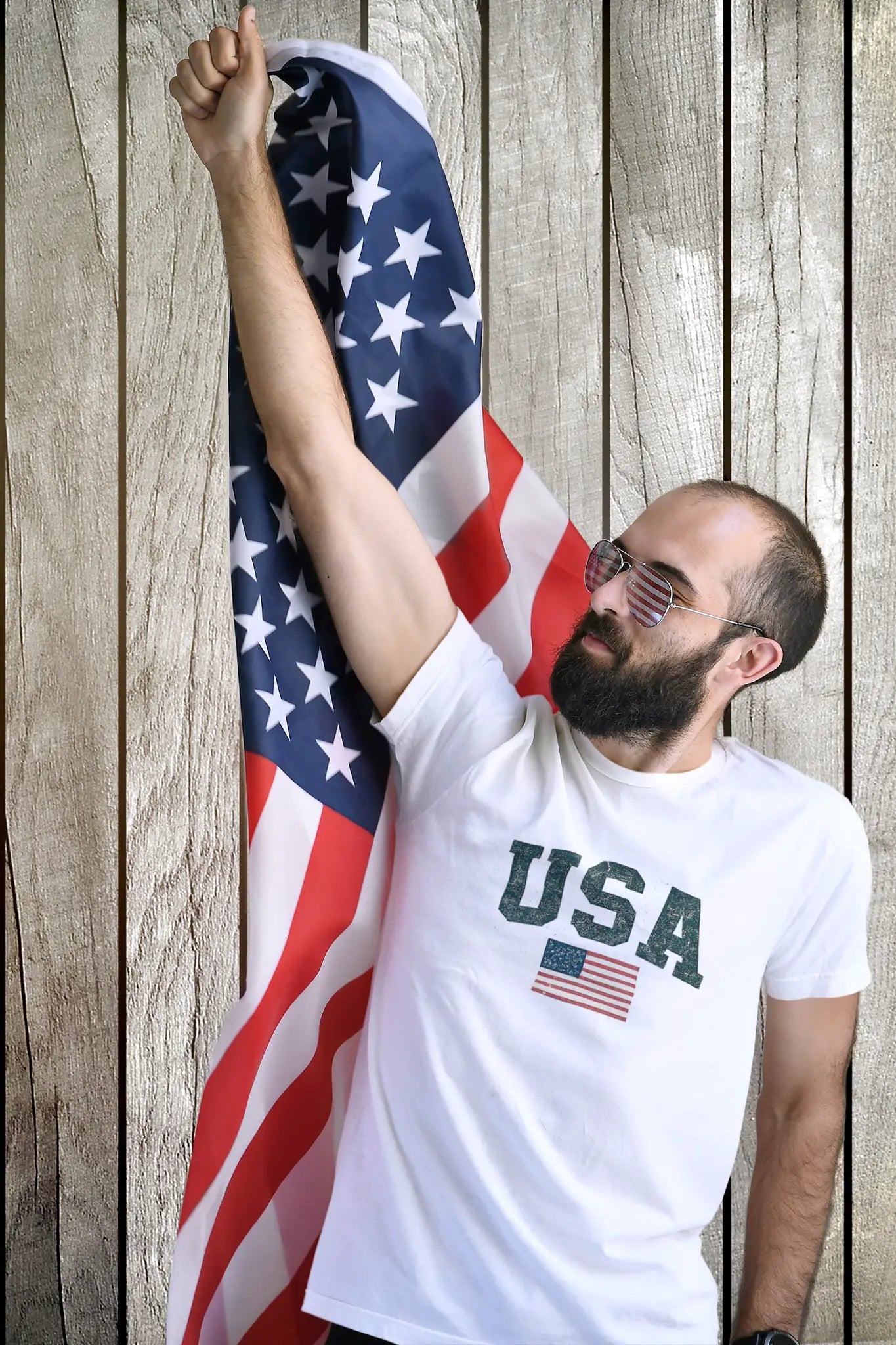 USA Flag T‑Shirt — Vintage Patriotic Tee with American Flag